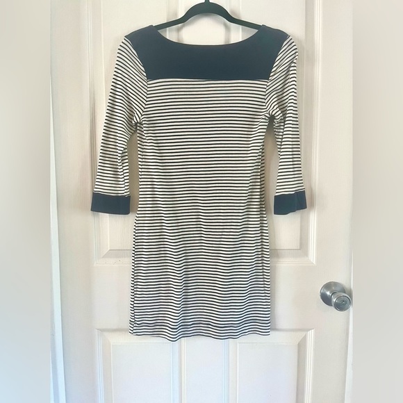 Navy blue & white striped nautical Bodycon dress, 3/4 sleeves, Size Large EUC - Picture 6 of 9
